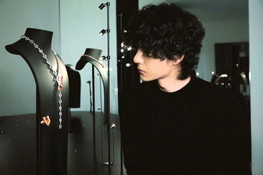 1755321 (a): :2000x1333